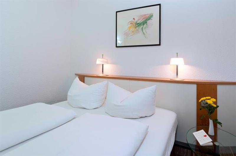 Ibis Styles Filderstadt Stuttgart Messe Exteriör bild