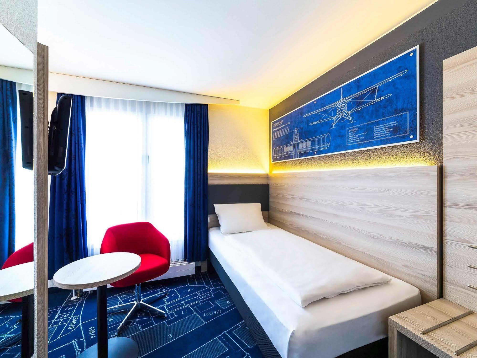 Ibis Styles Filderstadt Stuttgart Messe Exteriör bild